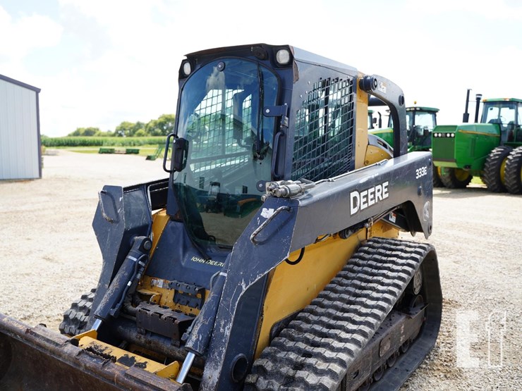 2015-deere-333e-image-9