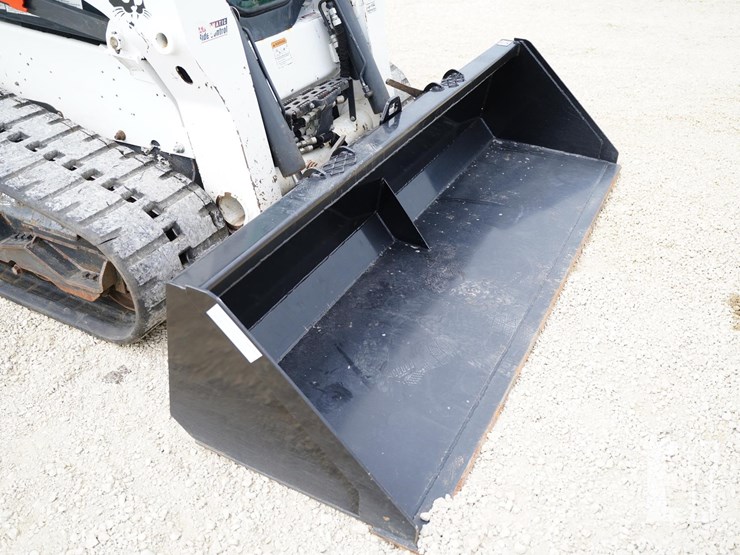 2022-bobcat-t770-image-13