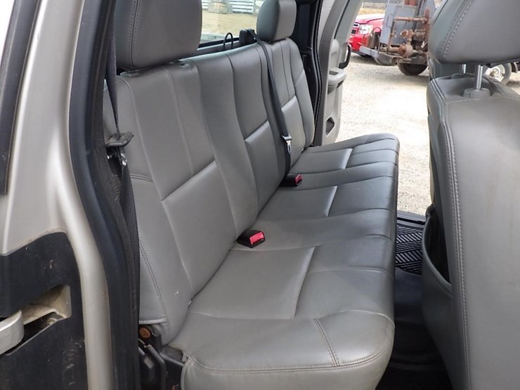 2008-chevrolet-silverado-image-14
