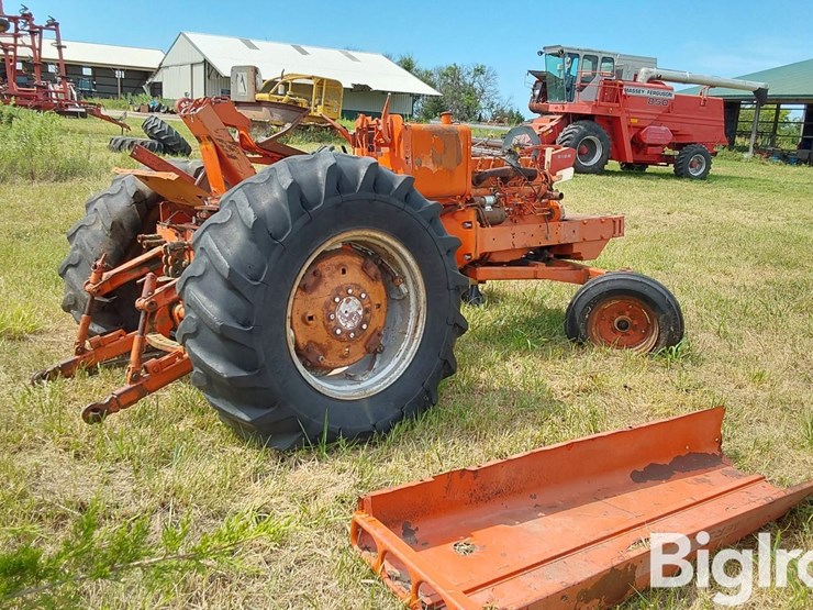1970-allis-chalmers-180-image-5