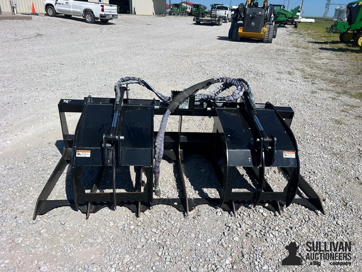legend-72”-compact-skid-steer-grapple-image-2