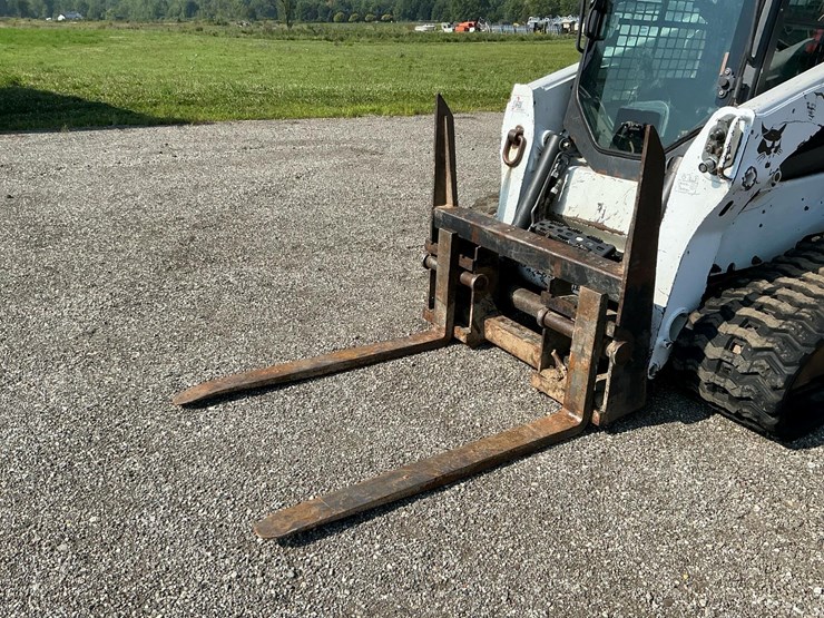 2015-bobcat-t770-image-9