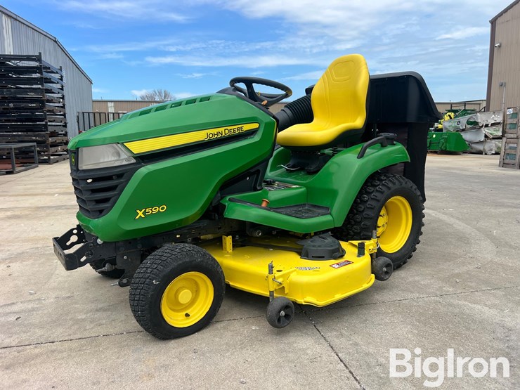 2018-john-deere-x590-image-9