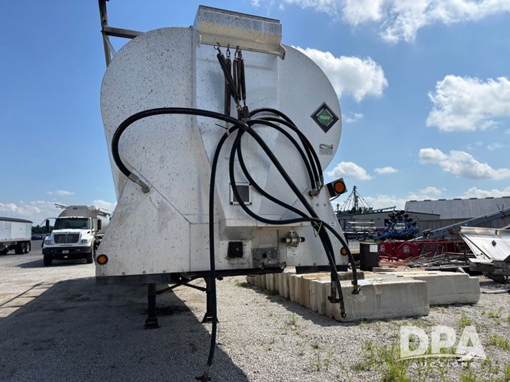 2011-midwest-feed-trailer-(dr11876-unit-6005)-image-17