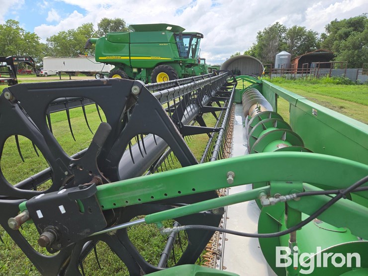 2005-john-deere-630f-image-9