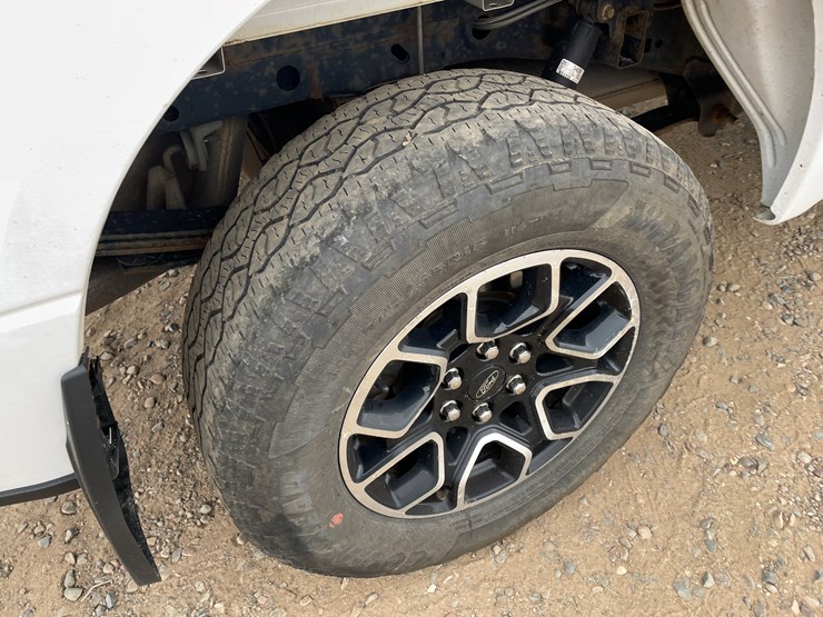 2018-ford-f150-xl-image-8