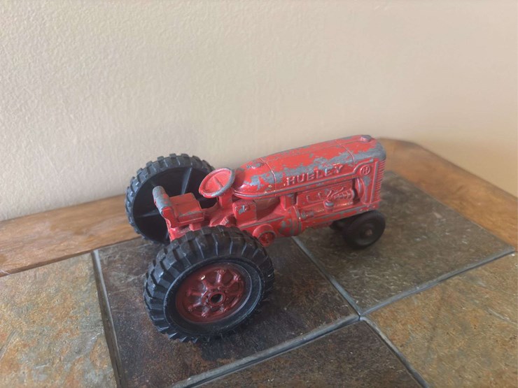 1/16-oliver-baler-and-hubley-tractor-and-implements-image-11