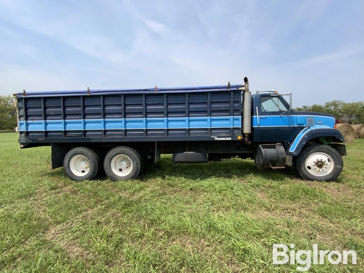1973-gmc-9500-image-4