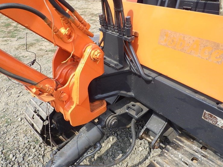 takeuchi-tb250-image-11