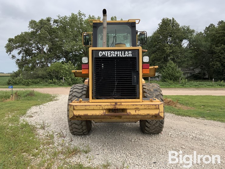 caterpillar-938f-image-6