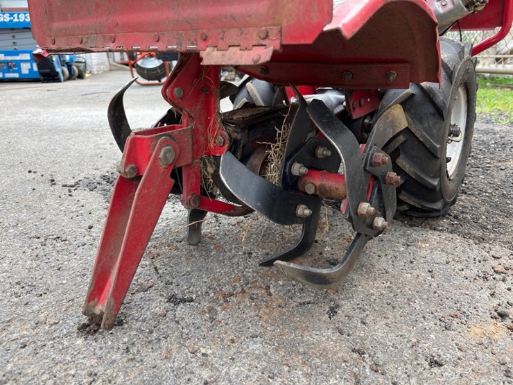 troy-bilt-super-bronco-image-5