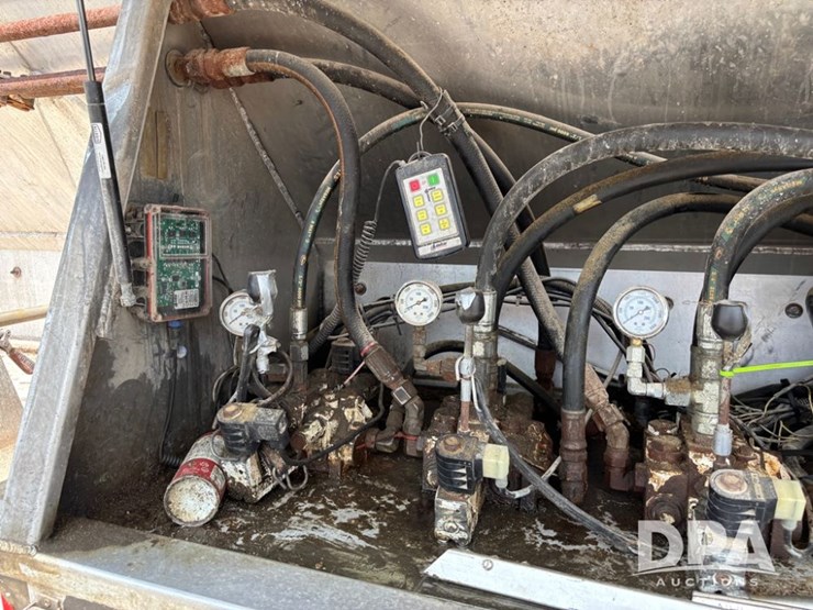 2011-midwest-feed-trailer-(dr11876-unit-6005)-image-33