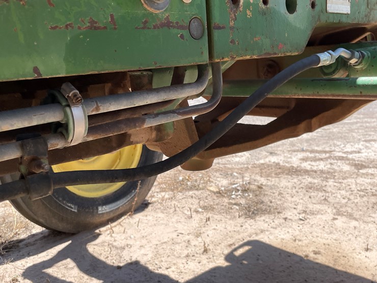 john-deere-2940-image-43