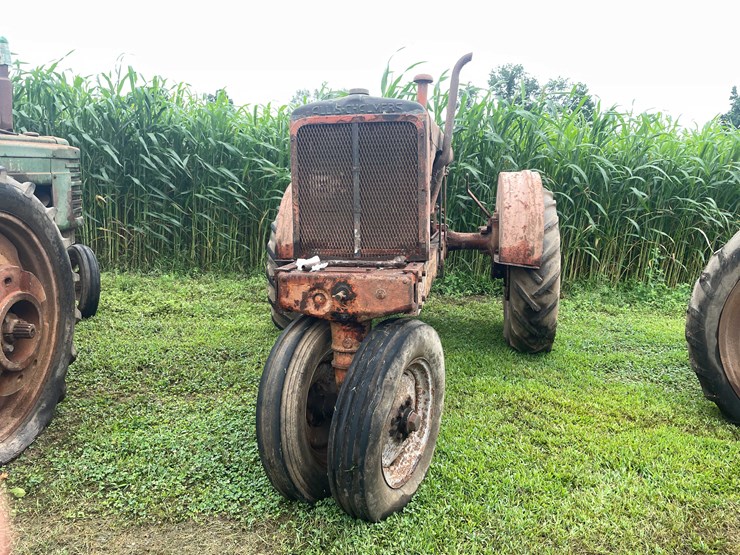 #6681-•-1937-allis-chalmers-tractor-image-2