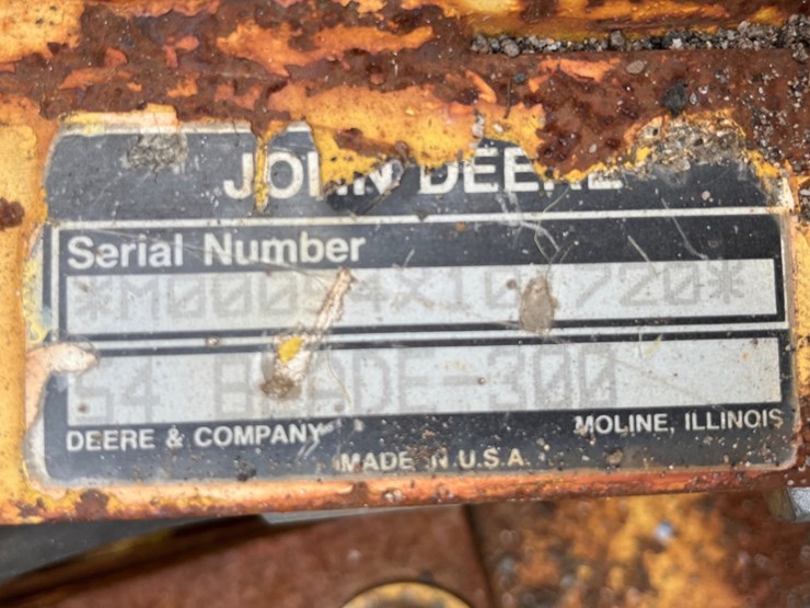 john-deere-300-image-7