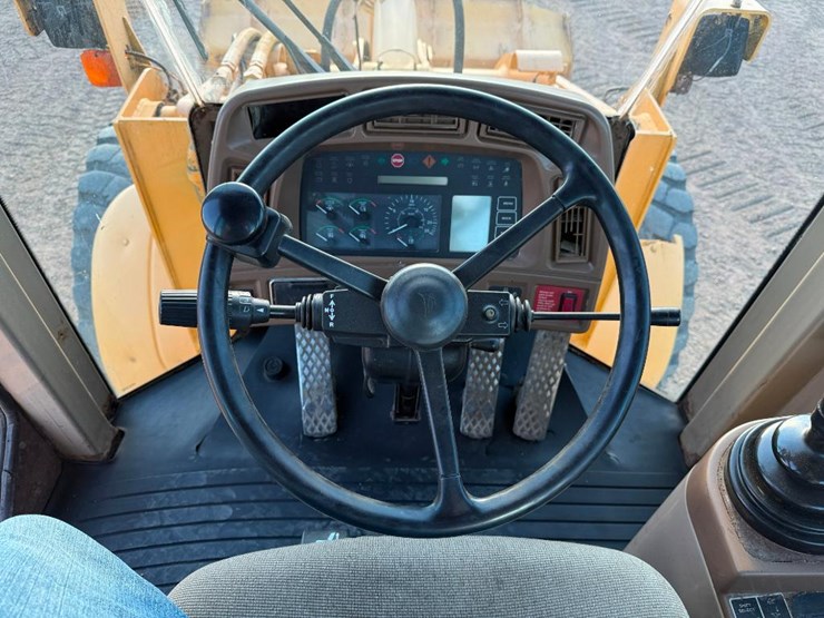 deere-544h-image-44