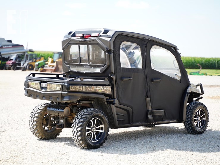 2017-john-deere-gator-image-5