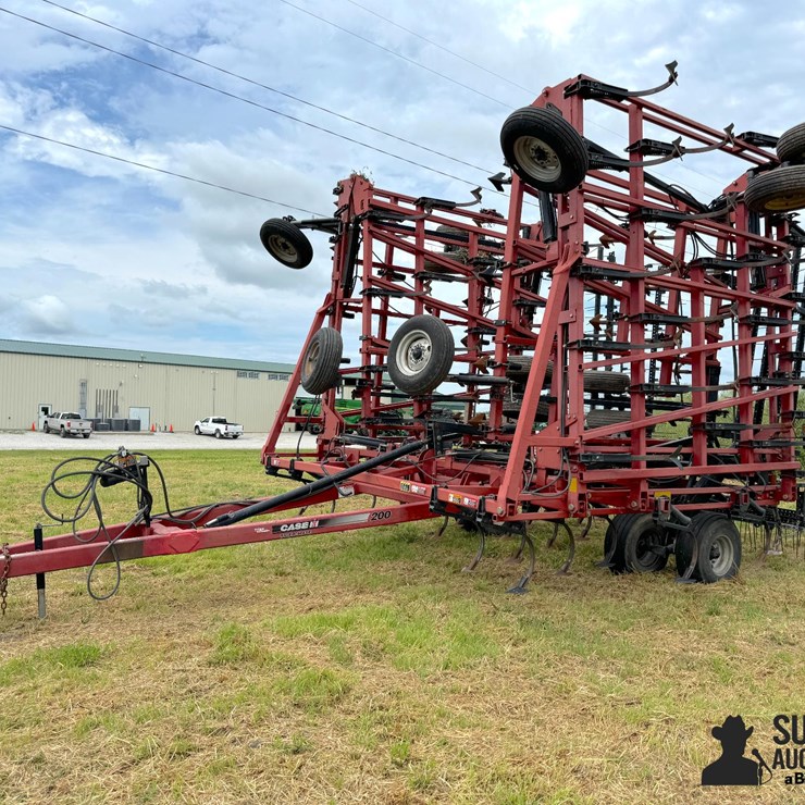 2009 CASE IH 200