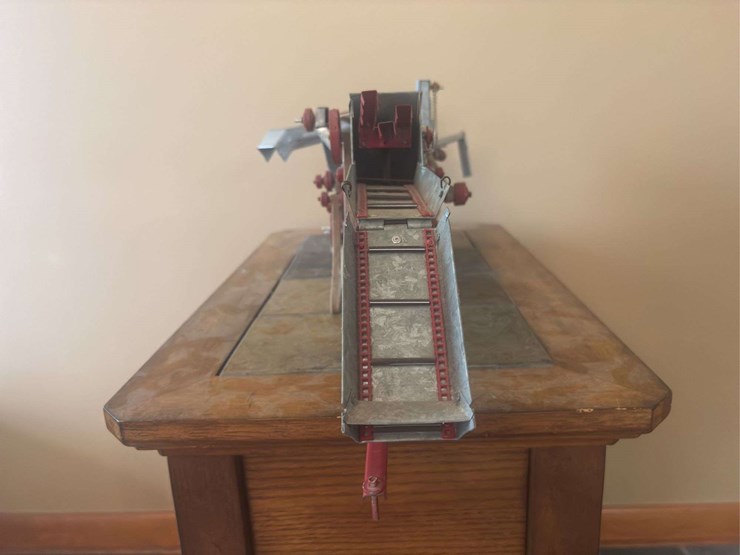 1/16-mccormick-deering-threshing-machine-custom-image-3