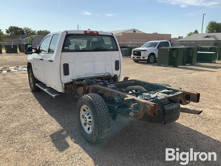 2017-chevrolet-3500hd-image-7