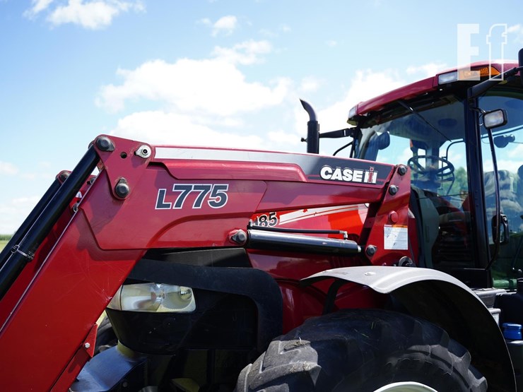 2012-case-ih-puma-185-image-12
