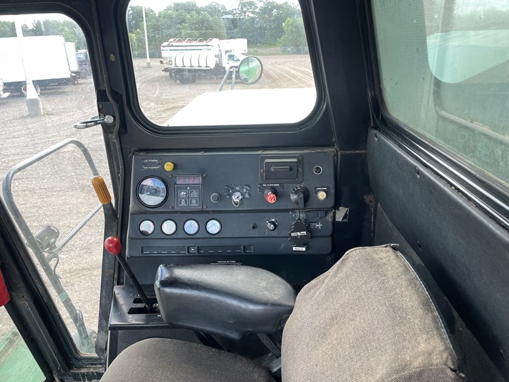 1988-john-deere-6620-image-29