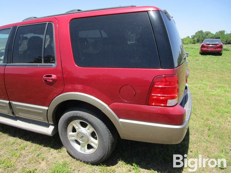 2004-ford-expedition-image-9