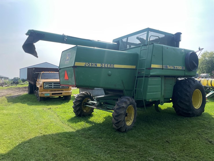 john-deere-7720-image-2