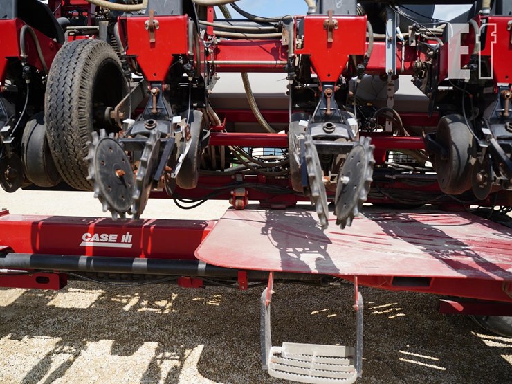 2004-case-ih-1200-image-26