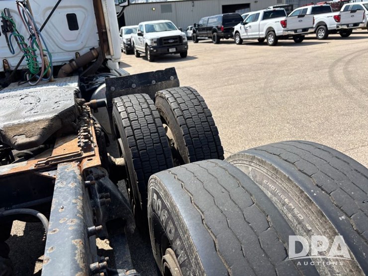 2013-freightliner-truck-(dr11874-unit-771)-image-53