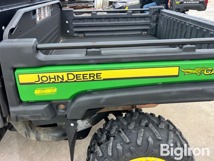 2012-john-deere-gator-image-11