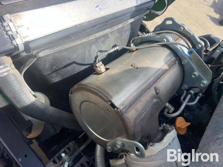 2019-john-deere-1570-image-15