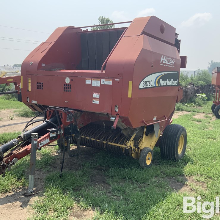 2006 NEW HOLLAND BR780A