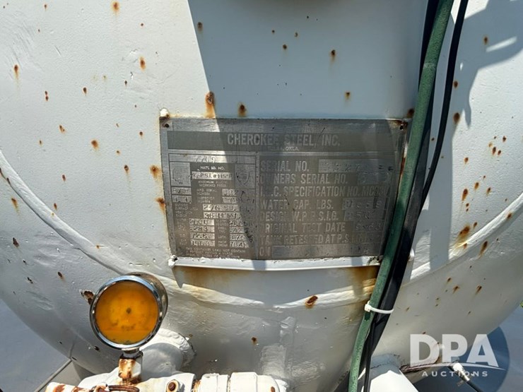 2004-international-harvestor-1954d-image-12