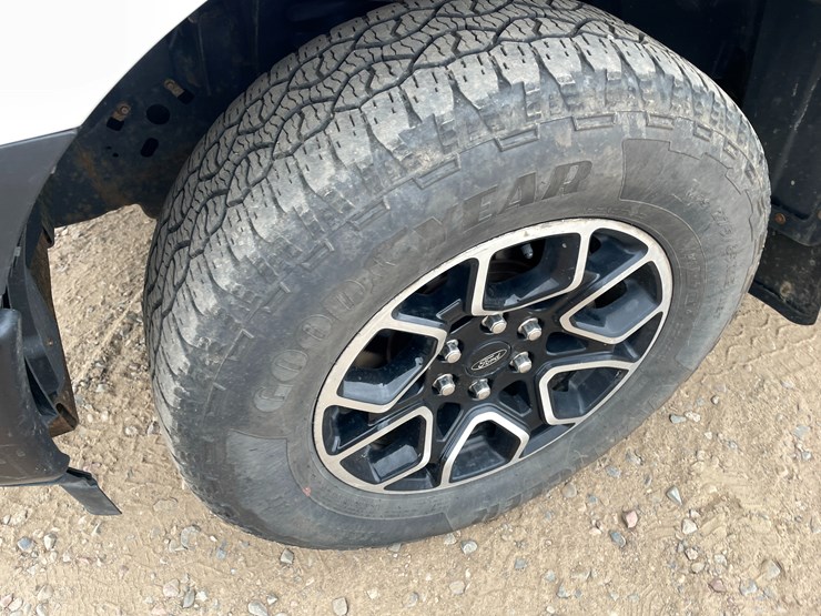 2018-ford-f150-xl-image-6