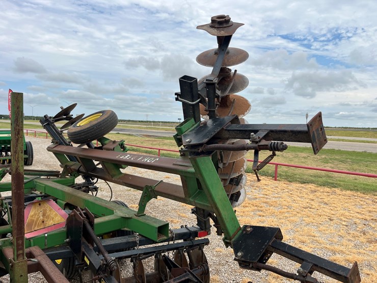 1989-john-deere-630-image-12
