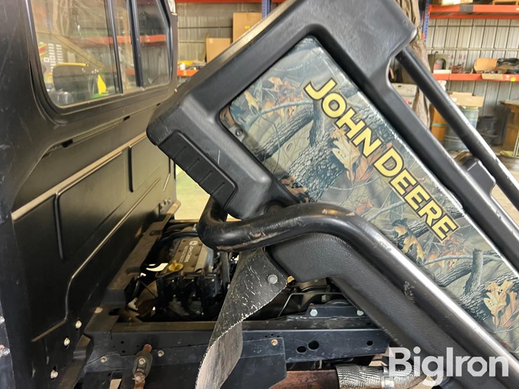 2011-john-deere-gator-image-9