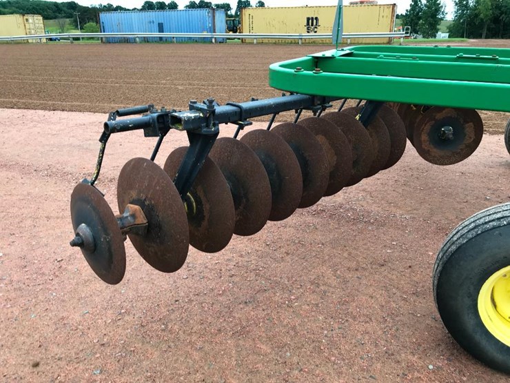 john-deere-110-image-18