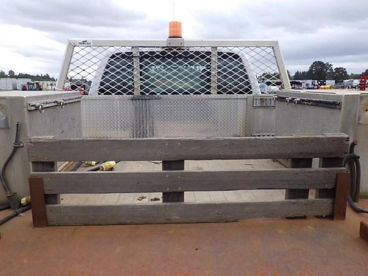 2013-ford-f550-image-12