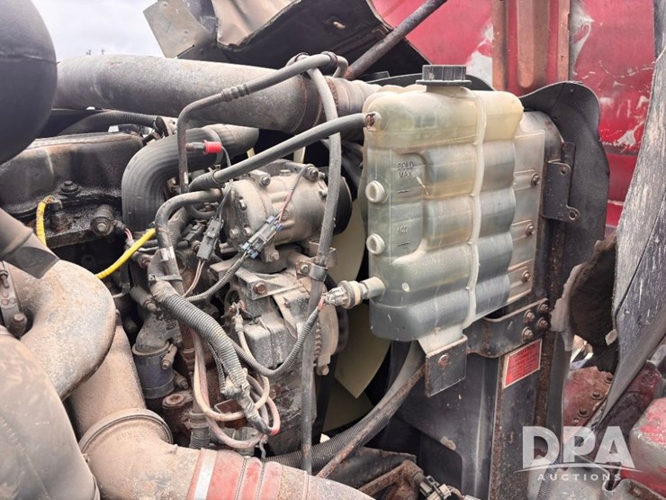 2004-ihc-9400i-dry-tender-truck-(gp11023,-unit-193)-image-79