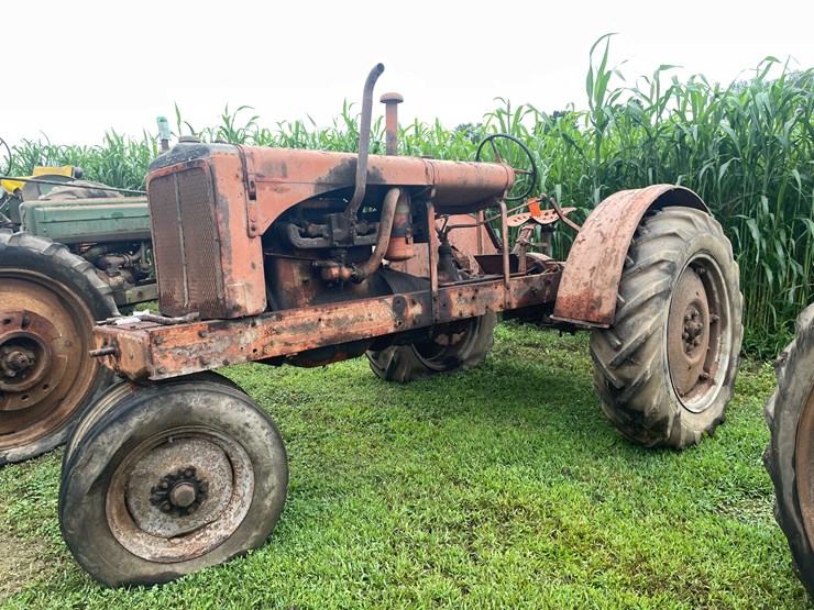 #6681-•-1937-allis-chalmers-tractor-image-1
