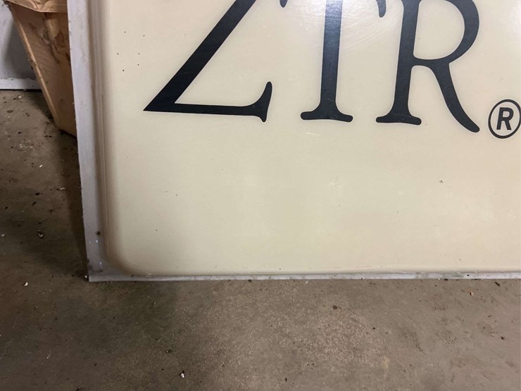 dixon-ztr-riding-mowers-sign-image-4
