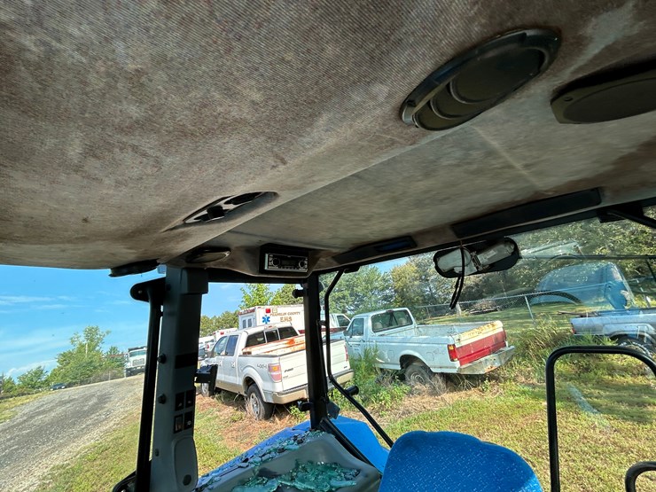 new-holland-tl100a-image-45