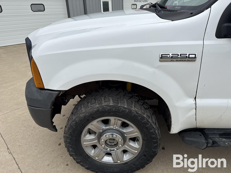 2006-ford-f250-image-13