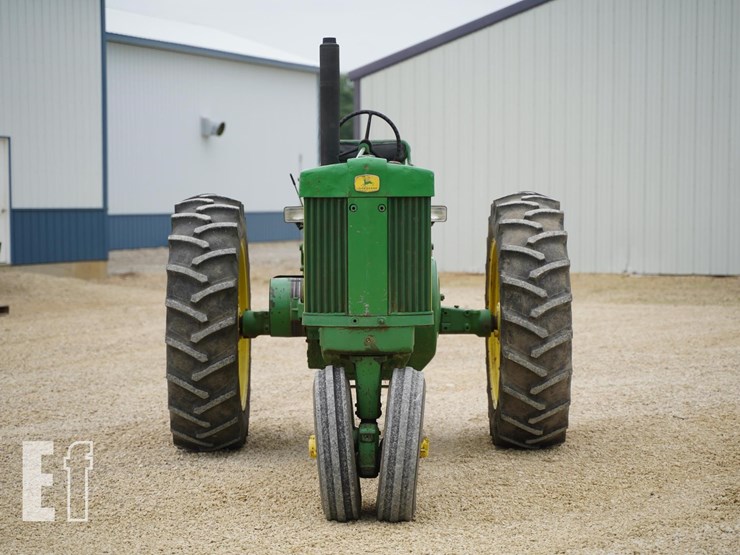 john-deere-720-image-2