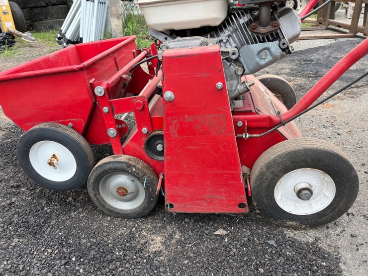 classen-tr-20rh-walk-behind-turf-rake-image-6