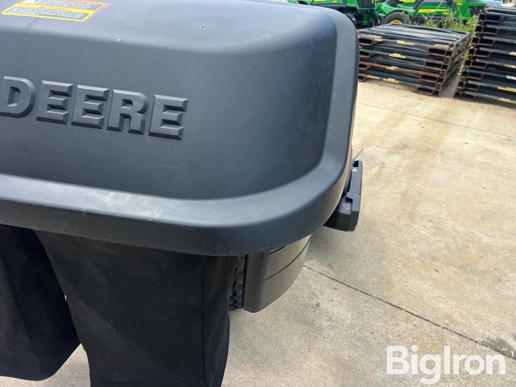 2018-john-deere-x590-image-19