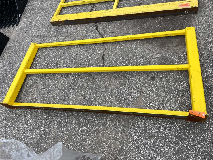 #8050-•-heavy-duty-safety-guardrail-(o9)-image-1