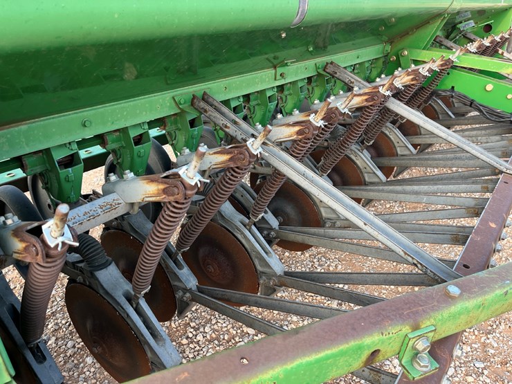 john-deere-450-image-5