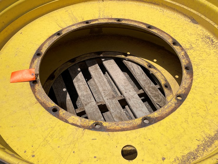 deere-tires-image-7